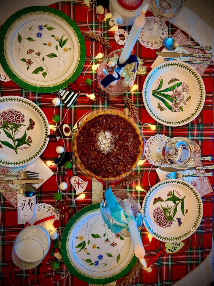 Obsidian Memo]🍁 Returning to the Table: Notes on Thanksgiving, Distance, and Beauty of Gentle Caring Presence